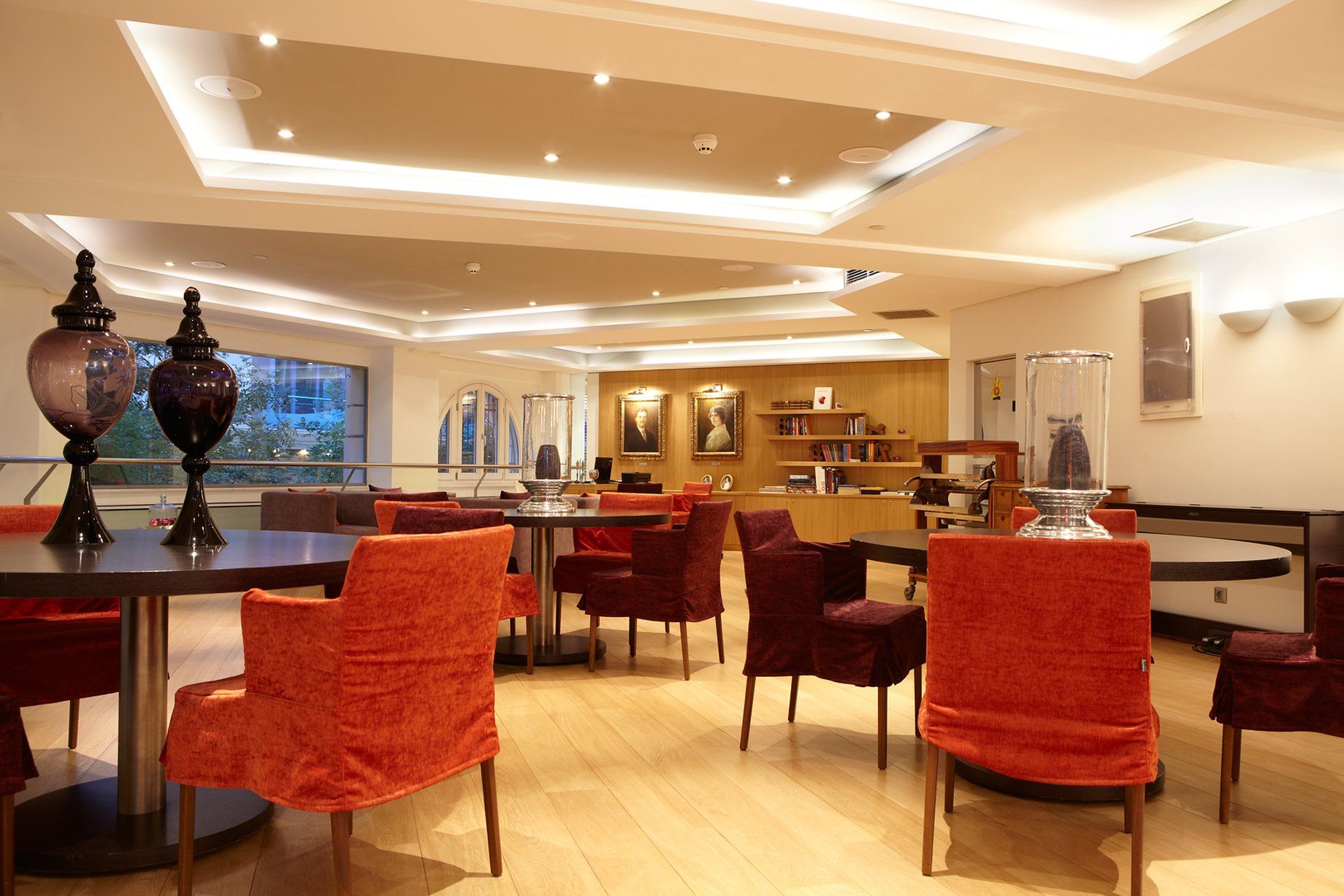 The Excelsior - Small Luxury Hotels Of The World Thessaloníki Nhà hàng bức ảnh The Club at London Heathrow Airport